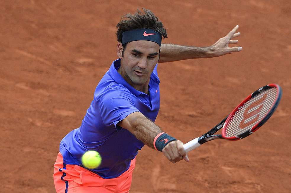 El tenista suizo Roger Federer, en su partido de ayer, en la primera ronda de Roland Garros. AFP