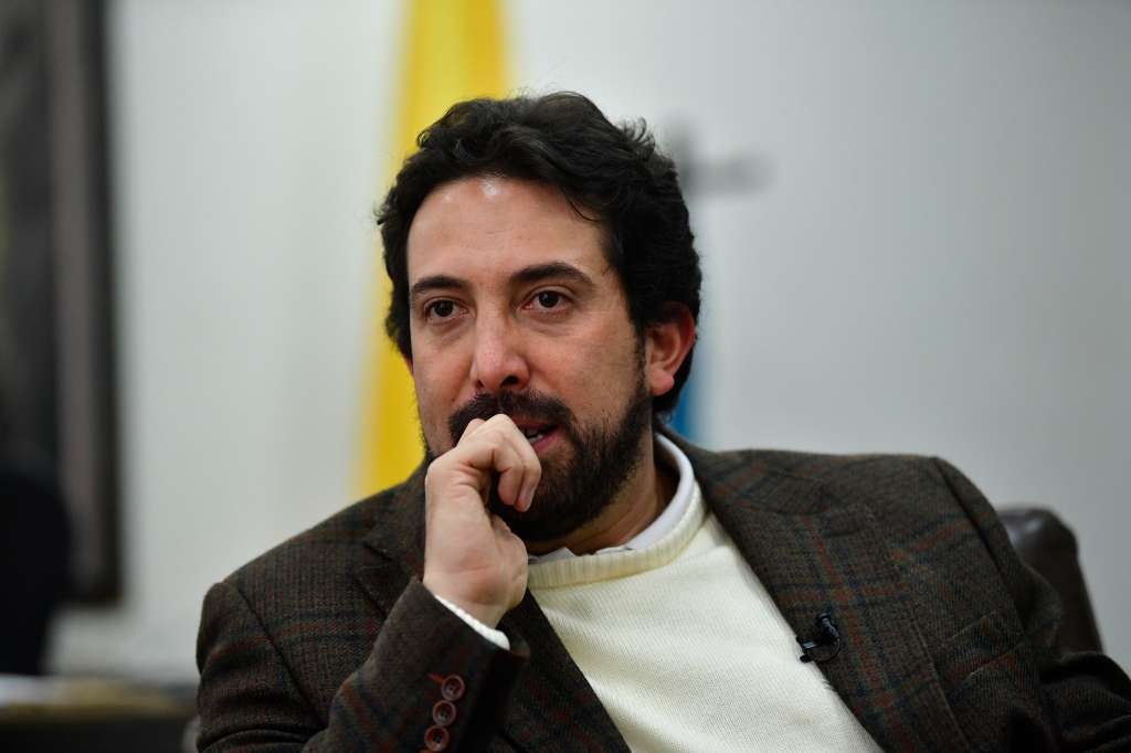 Elegido nuevo Ministro de Hacienda por el gobierno de Gustavo Petro