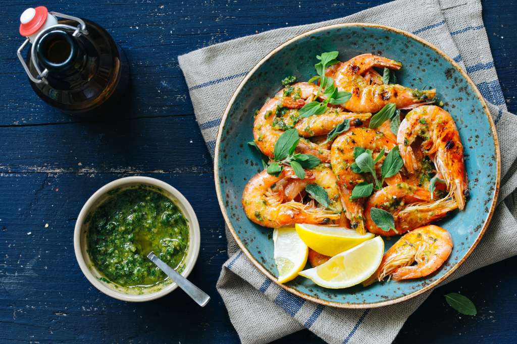 Camarones en salsa de chimichurri