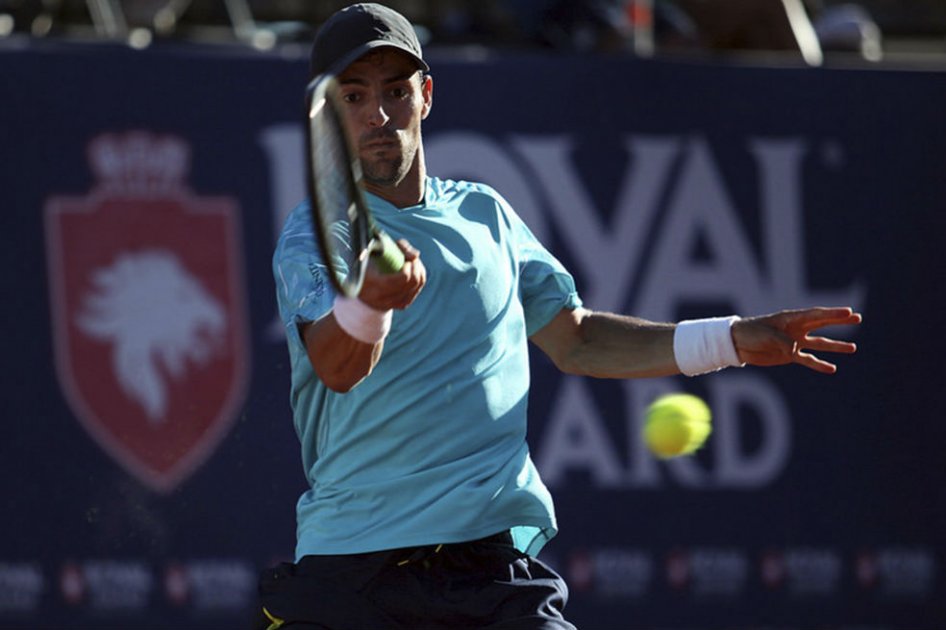 Santiago Giraldo perdió 10 puestos en la clasificación de la ATP. Foto: AFP