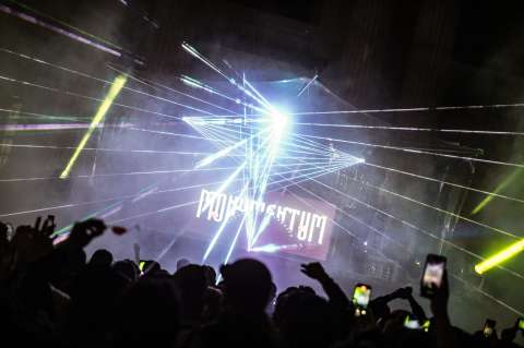 “Monumentum II”, la fiesta gratuita de música electrónica más grande de Colombia