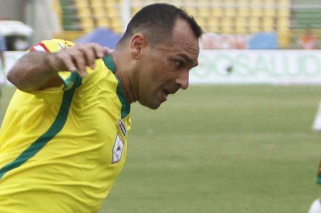 Hayder Palacio anotó el tercero para Cartagena desde el punto penalti / Tomada de golcaracol.com