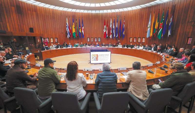 Durante el cierre del quinto ciclo, en México, el ELN se comprometió a abandonar el secuestro.