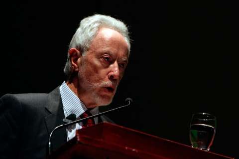 Premio Nobel de Literatura J. M. Coetzee presentó texto inédito en Bogotá