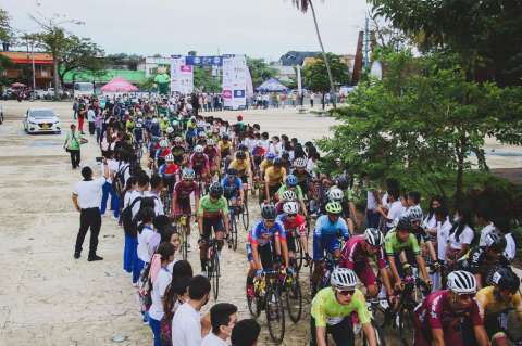 Clásico RCN: En Puerto Boyacá la lluvia no moja, pero el agua pesa