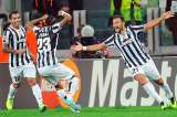 Juventus no hizo respetar su casa y es segundo del grupo B