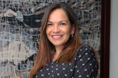 Diana Saray Giraldo celebra los cien años de Vanguardia quitándose el apellido “Liberal”