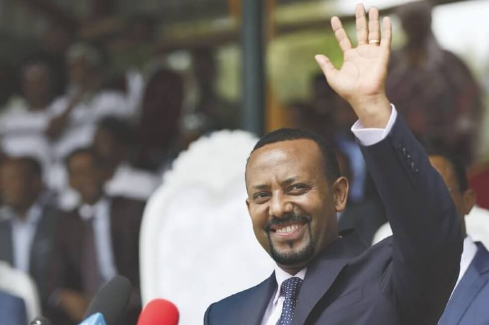 El primer ministro etíope Abiy Ahmed, ganador del Nobel de paz, le ha dado un cambio positivo a su país. / AFP