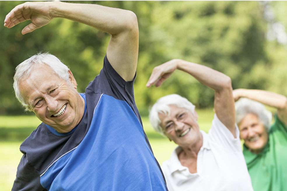 Los adultos mayores son la población con mayor riesgo de desarrollar Alzheimer y otros tipos de demencia. / Starts At Sixty