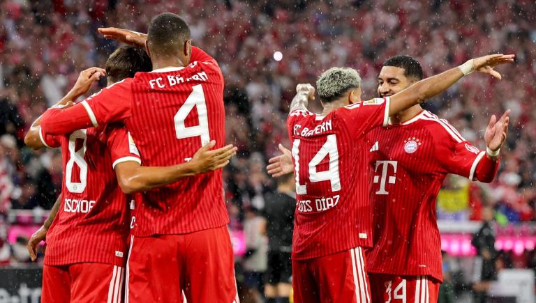 Bayern Múnich tuvo un segundo tiempo aplanador y goleó 5-1 en el debut de la Bundesliga