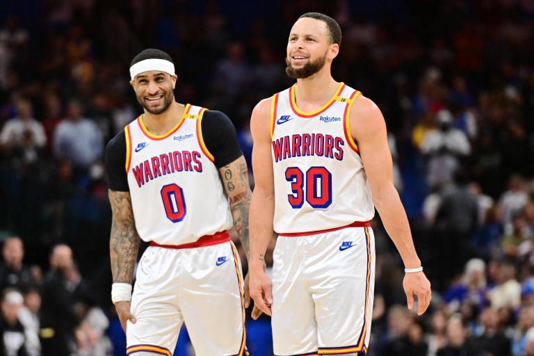Curry, estelar: hizo 56 puntos en triunfo de los Warriors y deslumbra a la NBA