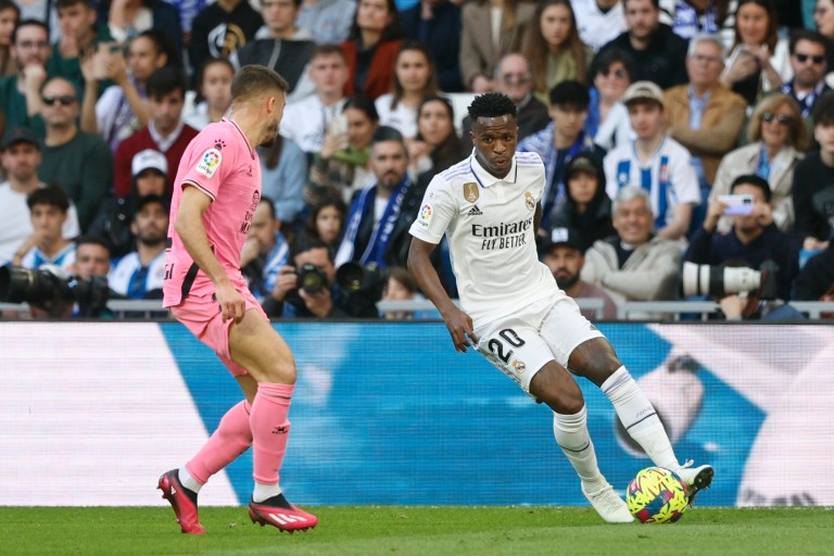 LaLiga: Real Madrid venció al Espanyol y se acercó a Barcelona