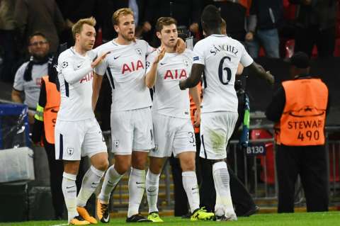 Dávinson Sánchez, titular en la victoria de Tottenham sobre Everton