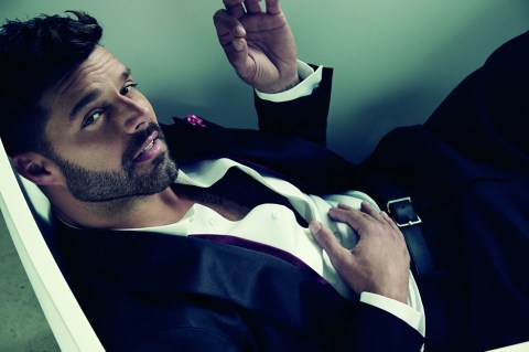 Prohíben al sobrino de Ricky Martin, que lo acusó de abuso, acercársele al artista
