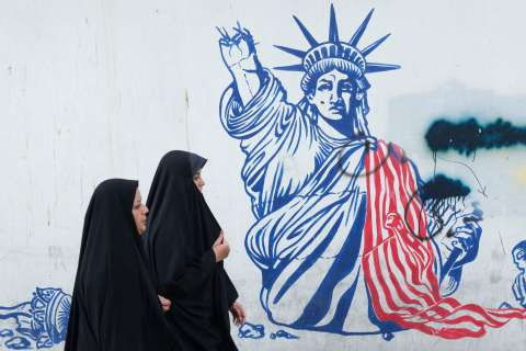EE. UU. enfrenta el costo creciente de la guerra tras la ofensiva en Irán
