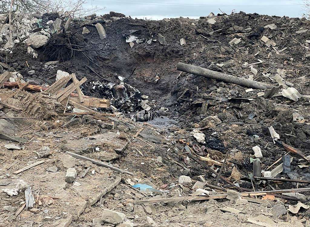 Pavlohrad (Ukraine), 01/05/2023.- A handout photo made available by the National Police of Ukraine via telegram shows damage at a site hit by shelling in Pavlohrad, Ukraine, 01 May 2023, amid Russia's invasion. At least 34 persons were injured, including five children, after a military strike hit a residential area in Pavlohrad, the head of the Dnipropetrovsk Regional Military Administration, Serhiy Lysak wrote on telegram. Russian troops entered Ukrainian territory on 24 February 2022, starting a conflict that has provoked destruction and a humanitarian crisis. One year on, fighting continues in many parts of the country. (Rusia, Ucrania) EFE/EPA/NATIONAL POLICE OF UKRAINE / HANDOUT -- BEST QUALITY AVAILABLE -- MANDATORY CREDIT HANDOUT EDITORIAL USE ONLY/NO SALES