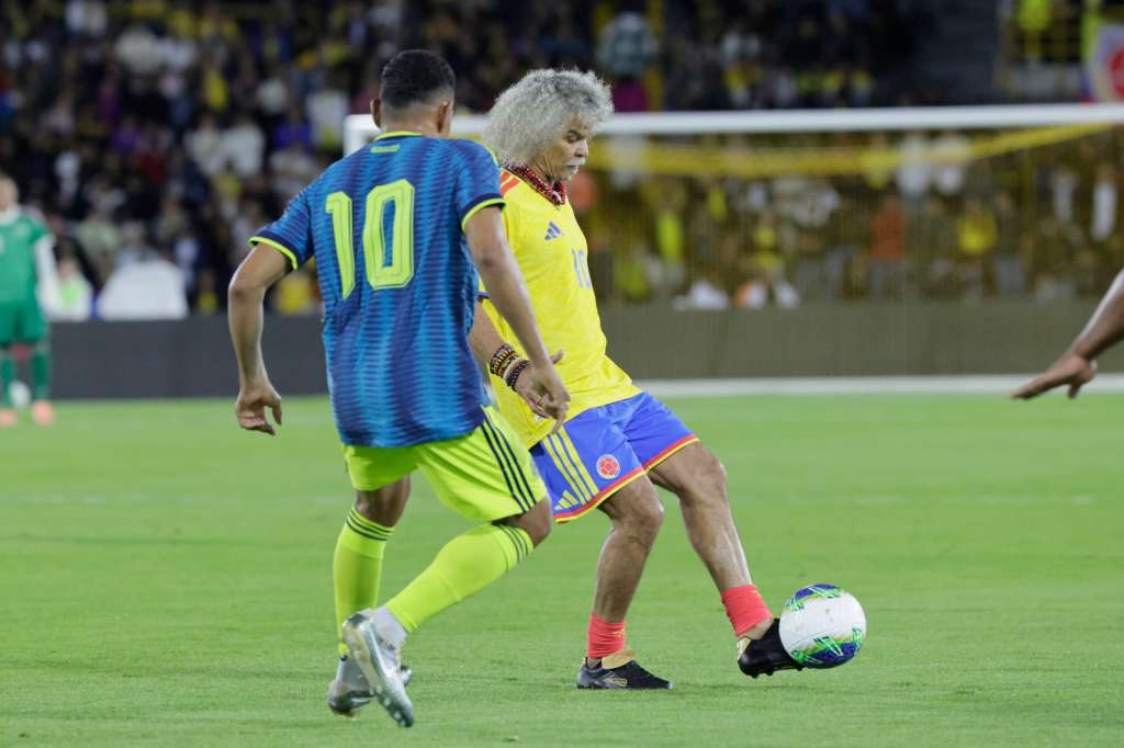 ¿El nuevo look del Pibe Valderrama? Esto le paso a su melena.