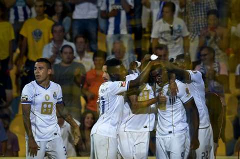 El Porto con Jackson y Quintero ganó y es líder en Portugal