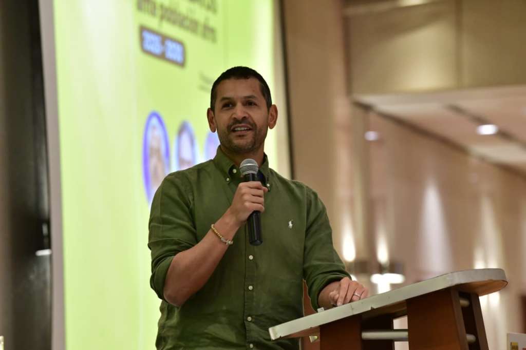 El precandidato presidencial y exministro Daniel Palacios.
