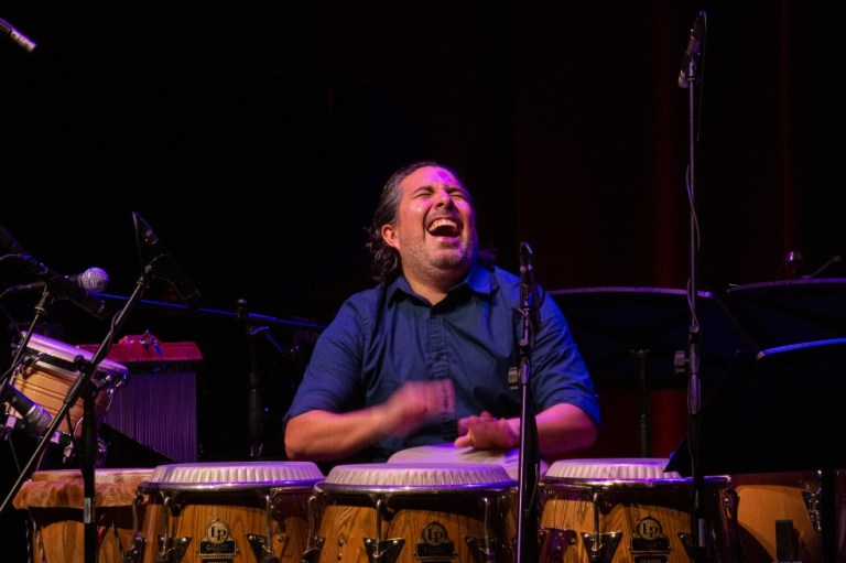 El percusionista Samuel Torres presentará “Alegría” en Teatro Digital