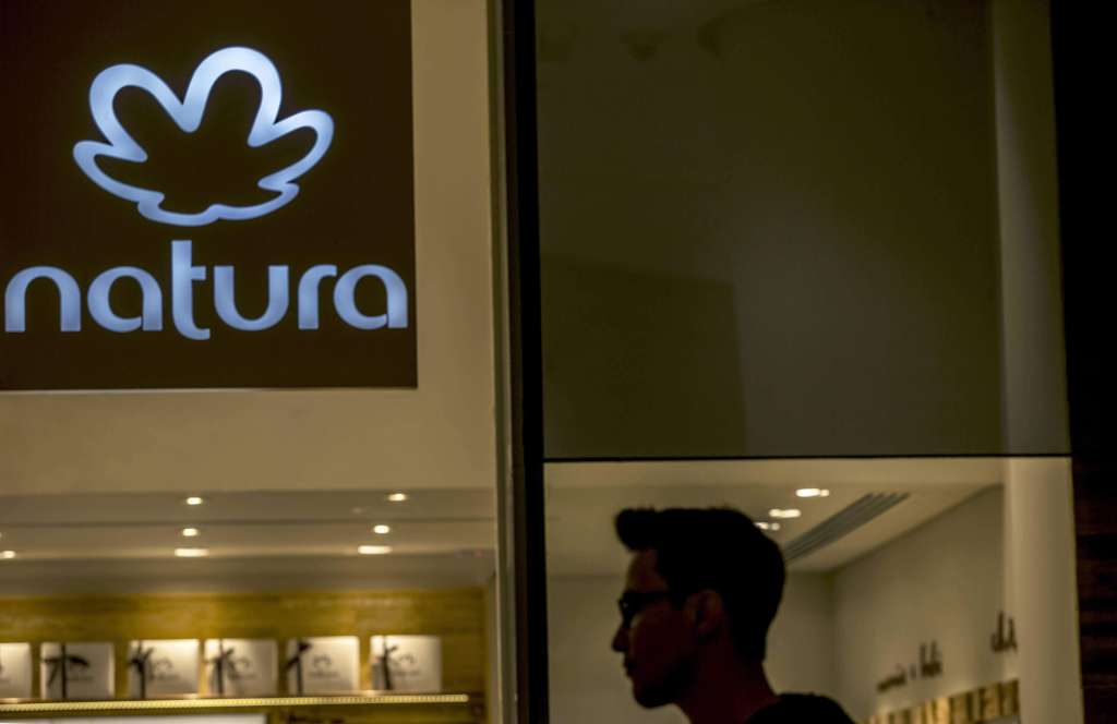 Avon y Natura pondrán a disposición 2,8 millones de unidades de jabón líquido y en barra. / Bloomberg News
