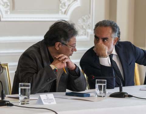 Petro y Benedetti piden no usar situación de Miguel Uribe para “objetivos electorales”