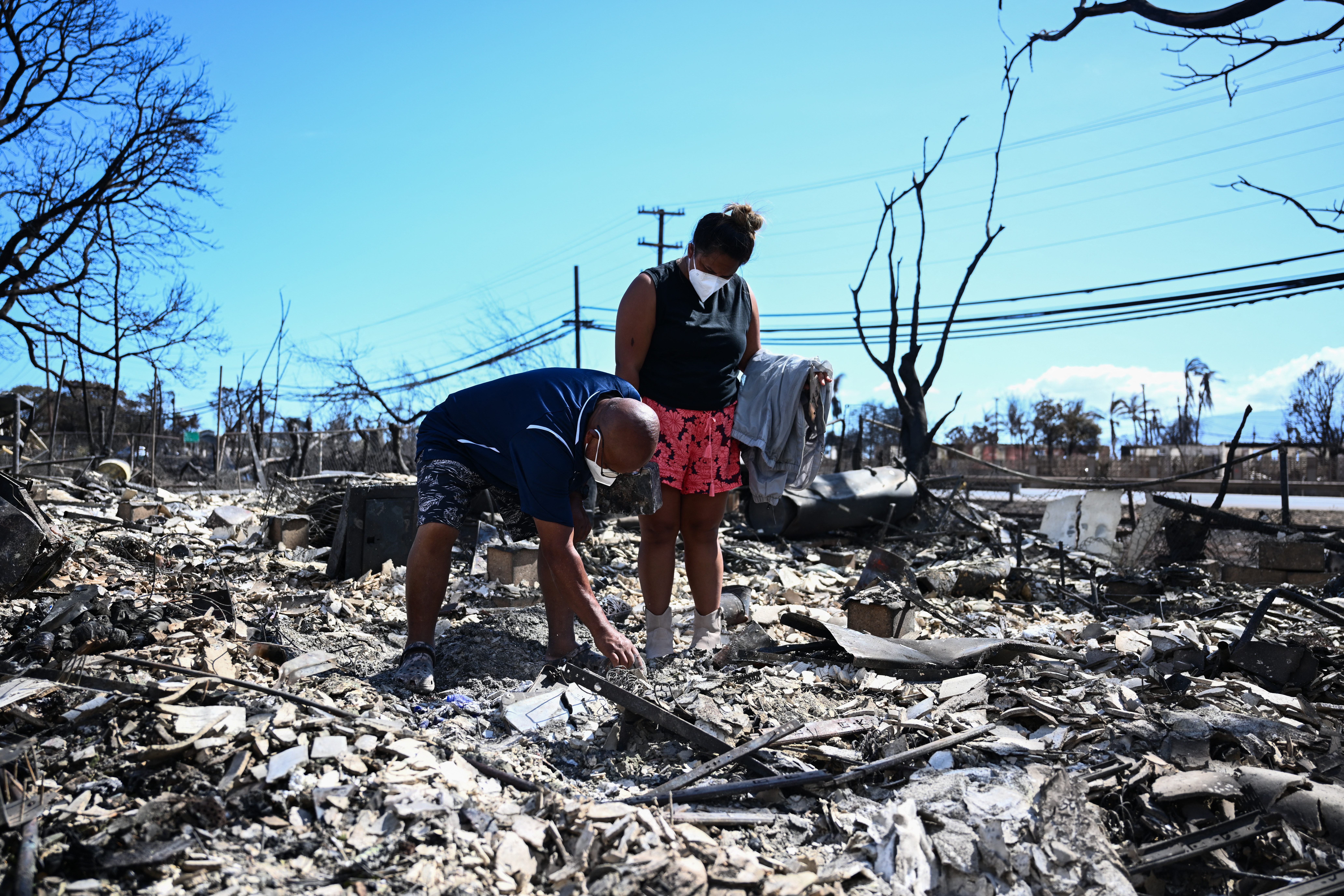 El devastador incendio forestal que arrasó esta semana una localidad del archipiélago estadounidense de Hawái ha dejado al menos 80 muertos.