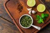 ¿Cómo hacer chimichurri? Te presentamos una receta sencilla y deliciosa