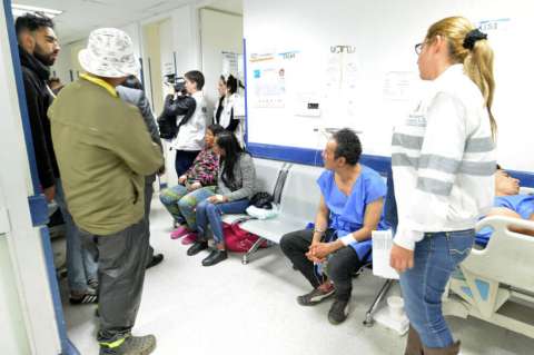 En medio de denuncias por hacinamiento, Distrito recuerda que están prohibidas grabaciones en hospitales