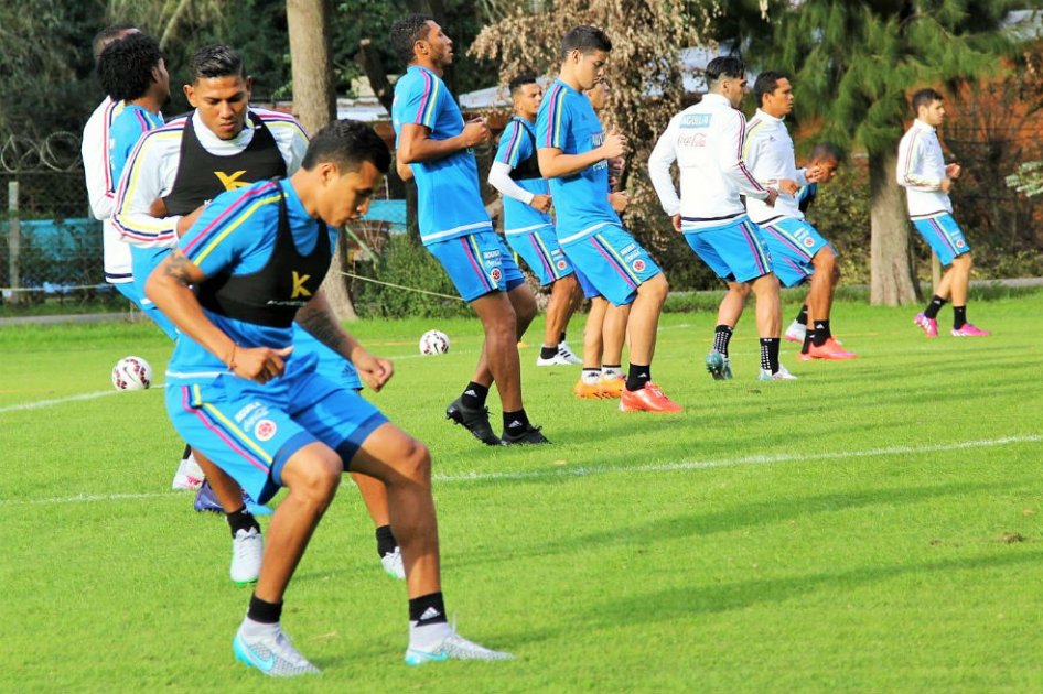 La selección Colombia trabajó con el grupo completo. Foto: FCF
