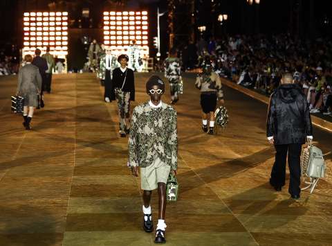 Así fue el debut de Pharrell Williams como director creativo de Louis Vuitton