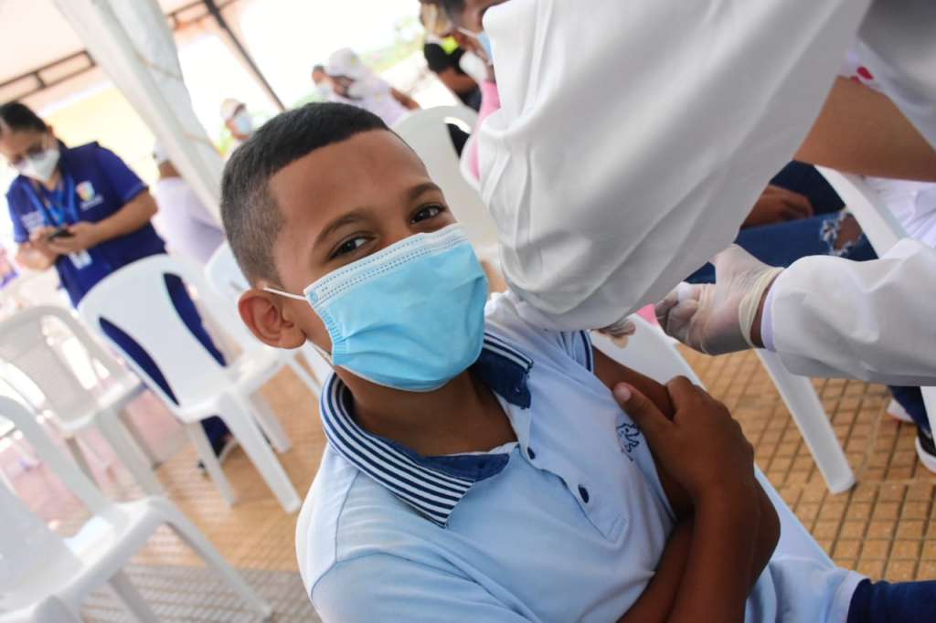 Vacunación niños Colombia