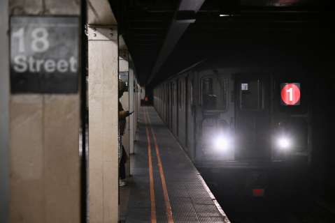 ¿Por qué el metro de Nueva York se sigue inundando?