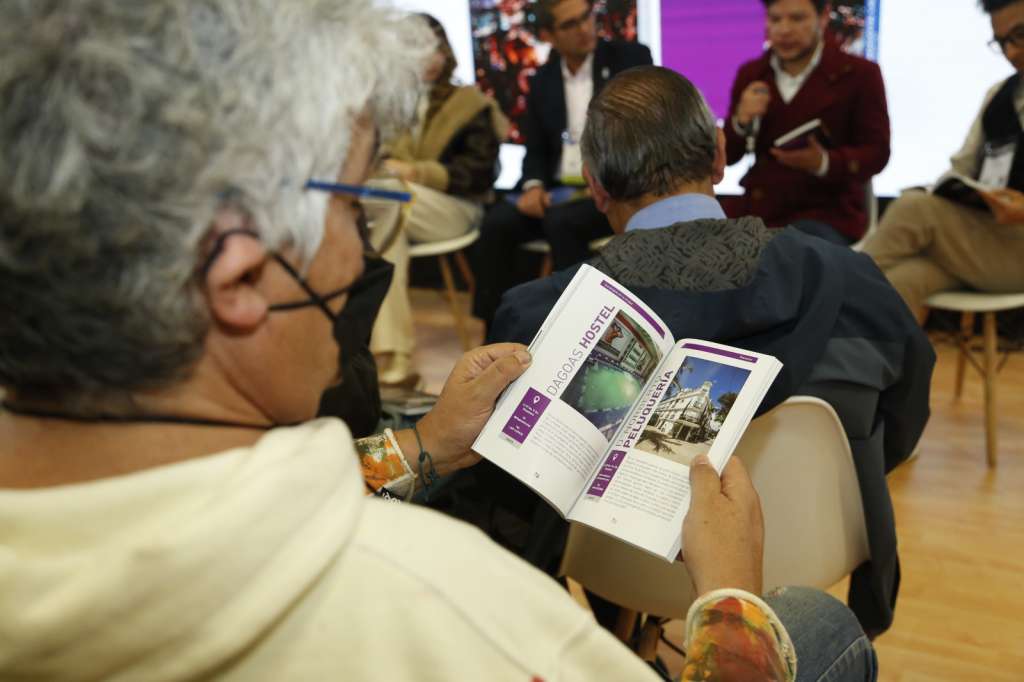 El Instituto Distrital de Turismo realizó el lanzamiento de la guía especializada LGBTI+.