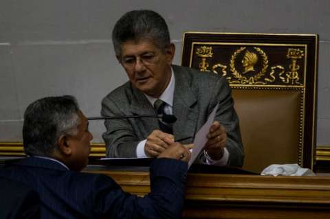 La condena en EE.UU. a los sobrinos de Maduro golpea el diálogo en Venezuela