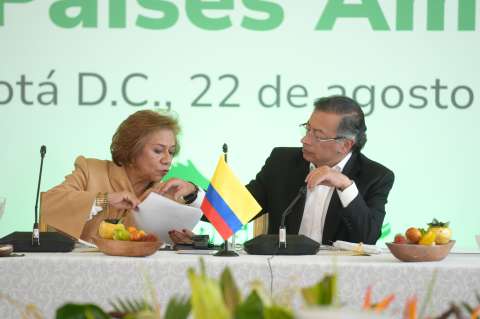 Las rencillas y los cambios de reglas marcaron la diplomacia en los cuatro años de Petro