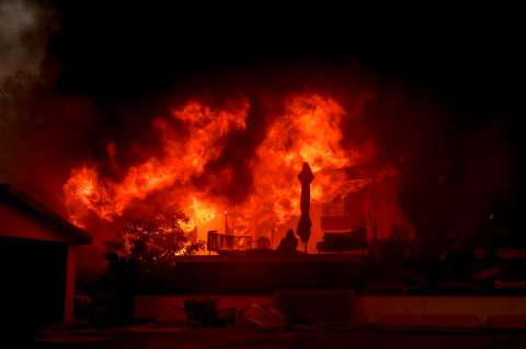 “Apocalíptico”: los espantosos restos que dejan los incendios en Los Ángeles