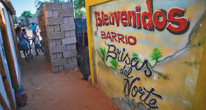 Barrio Brisas del Norte, Riohacha(Guajira), refugiados venezolanos intentan legalizar este barrio