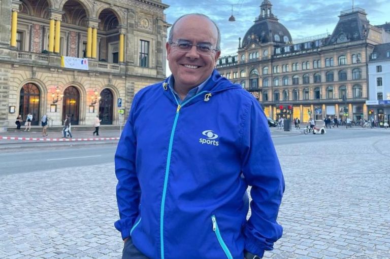 Ricardo Orrego casi se queda sin Mundial. Tuvo problemas en el aeropuerto de Catar