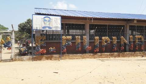 La guerra también se metió a los colegios rurales