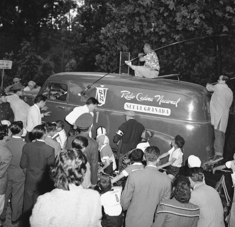 En los Juegos Nacionales de 1932 nació la radio deportiva en Colombia