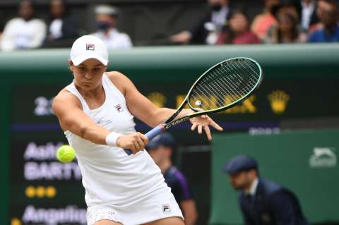 Ashleigh Barty y Karolina Pliskova, finalistas de Wimbledon 2021