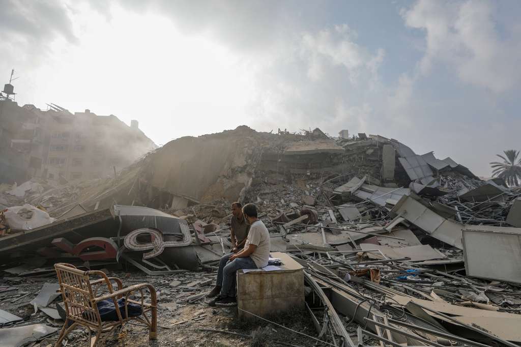 Gaza (---), 08/10/2023.- The site of the destroyed Al-Watan Tower in Gaza City, 08 October 2023, following Israeli air strikes. The air strikes, in retaliation for the 07 October Hamas rocket attacks on Israel, caused the 14-storey building to collapse. Israeli air strikes have killed over 300 people in the Gaza Strip, with almost 2,000 wounded, according to Palestinian official sources. EFE/EPA/MOHAMMED SABER