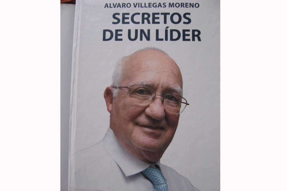 Portada de la autobiografía de Álvaro Villegas.