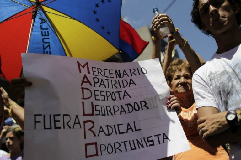 Estudiantes contra Maduro