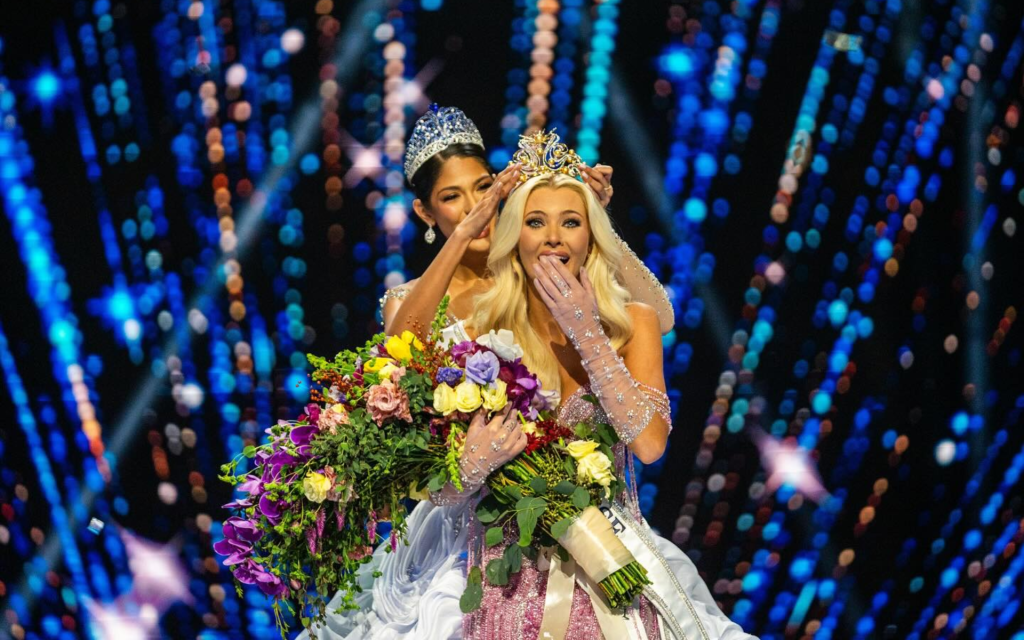 Victoria Kjaer, Miss Dinamarca, se convirtió en la nueva Miss Universo 2024.