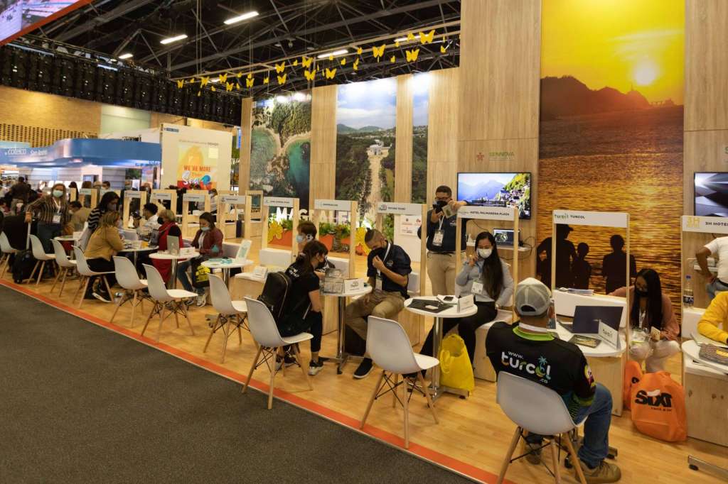 El espacio del Ministerio también acercará la oferta institucional de sus patrimonios autónomos, Fontur, ProColombia, Innpulsa y Colombia Productiva, a los actores del sector. Cada entidad tendrá un punto de atención al público.