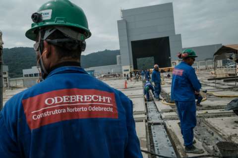 Odebrecht pagará 220 millones de dólares a Panamá y colaborará con investigaciones