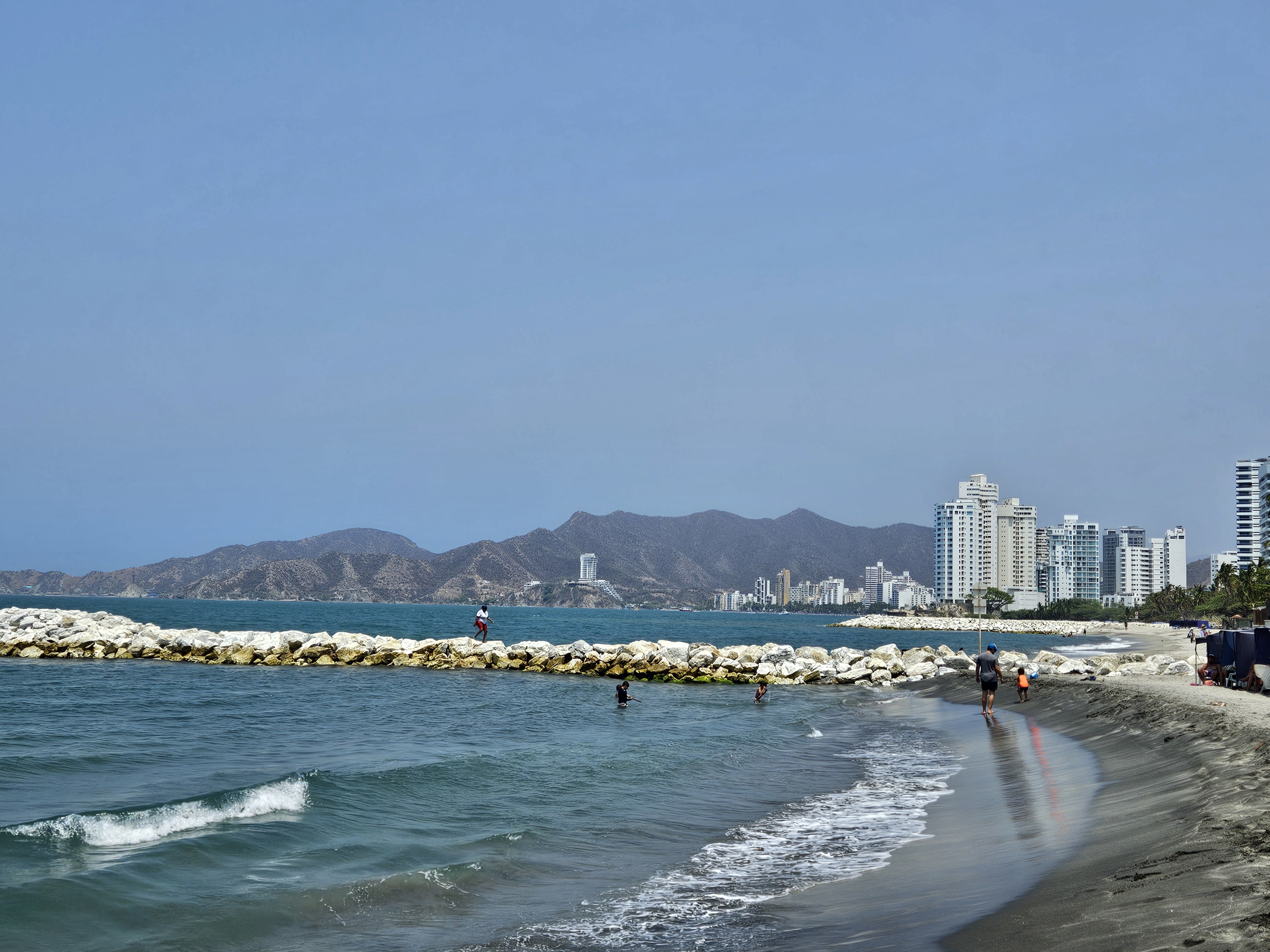 Obras playa Salguero Santa Marta