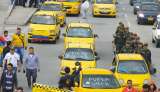 Uber vs. taxis: una pelea resuelta en los estrados, pero con pendientes en las calles
